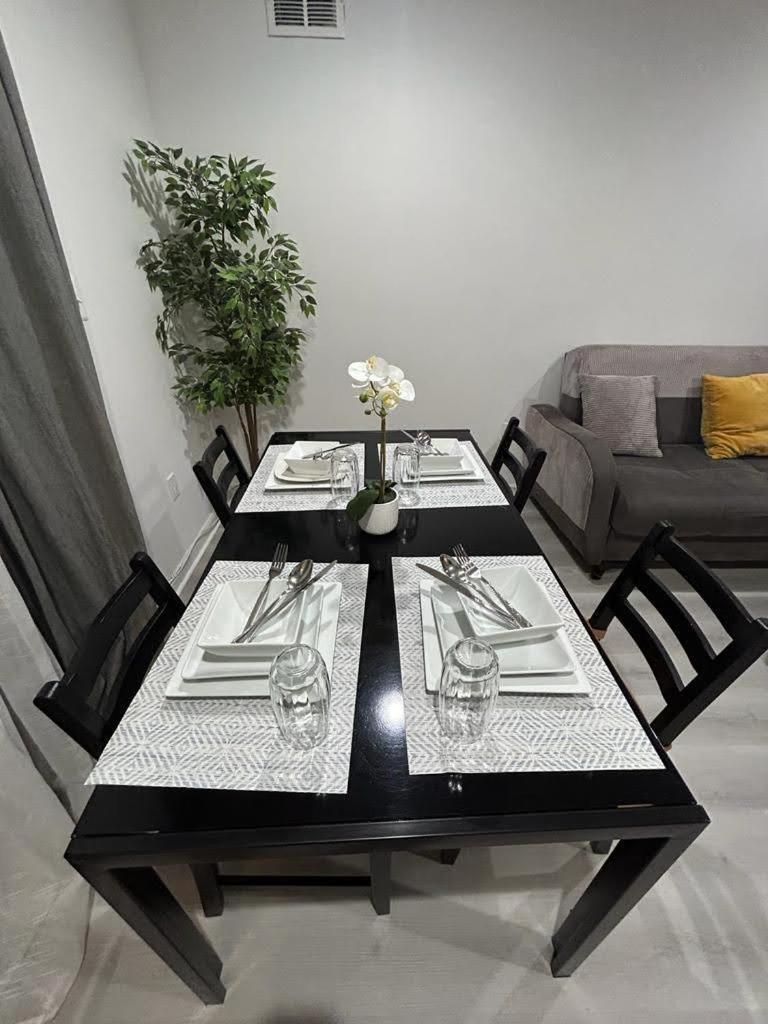 Luxury Apartments 5Queenbed - 20 Min Away Manhattan Джърси Сити Екстериор снимка