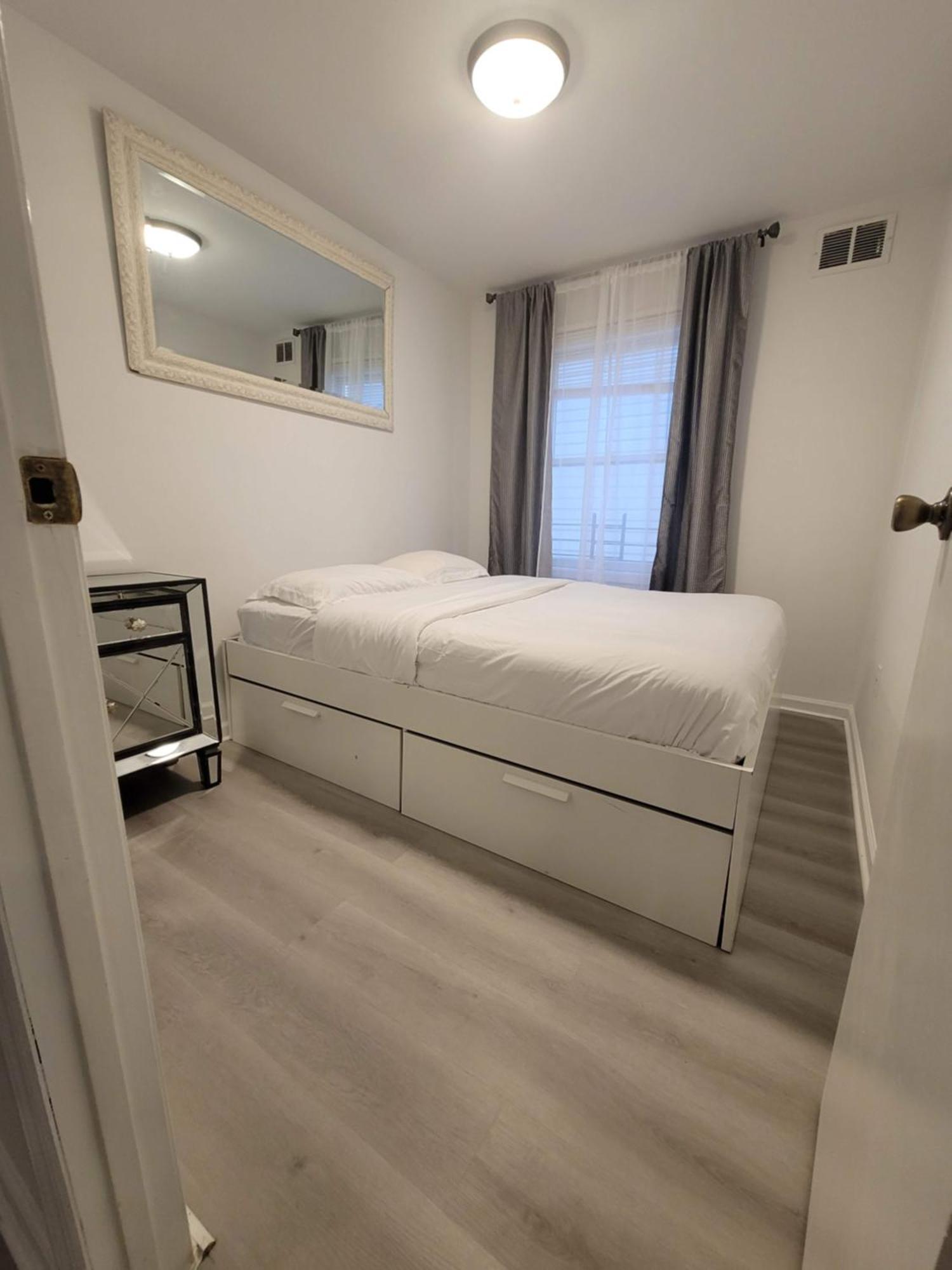 Luxury Apartments 5Queenbed - 20 Min Away Manhattan Джърси Сити Екстериор снимка